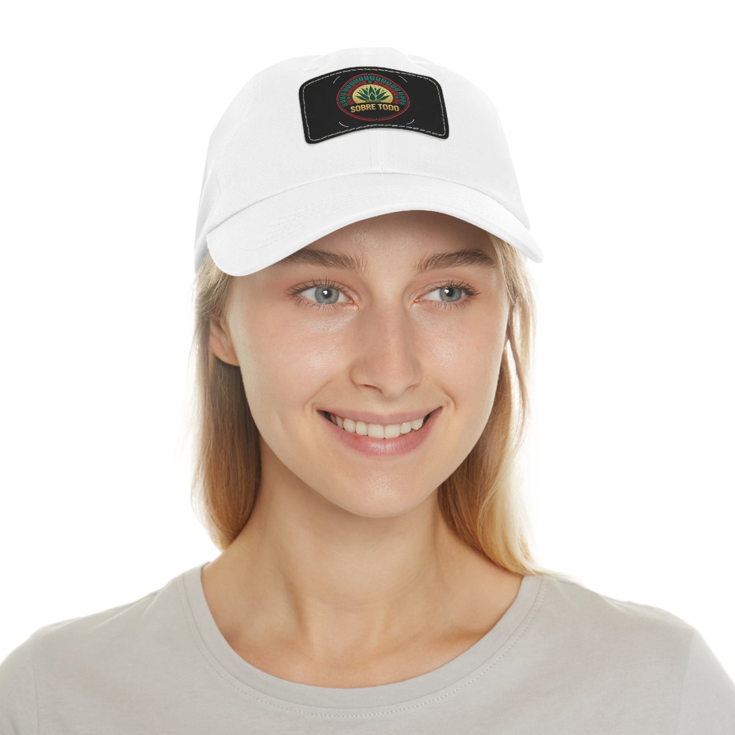 Sobre Todo - Dad Hat With Grey Leather Patch
