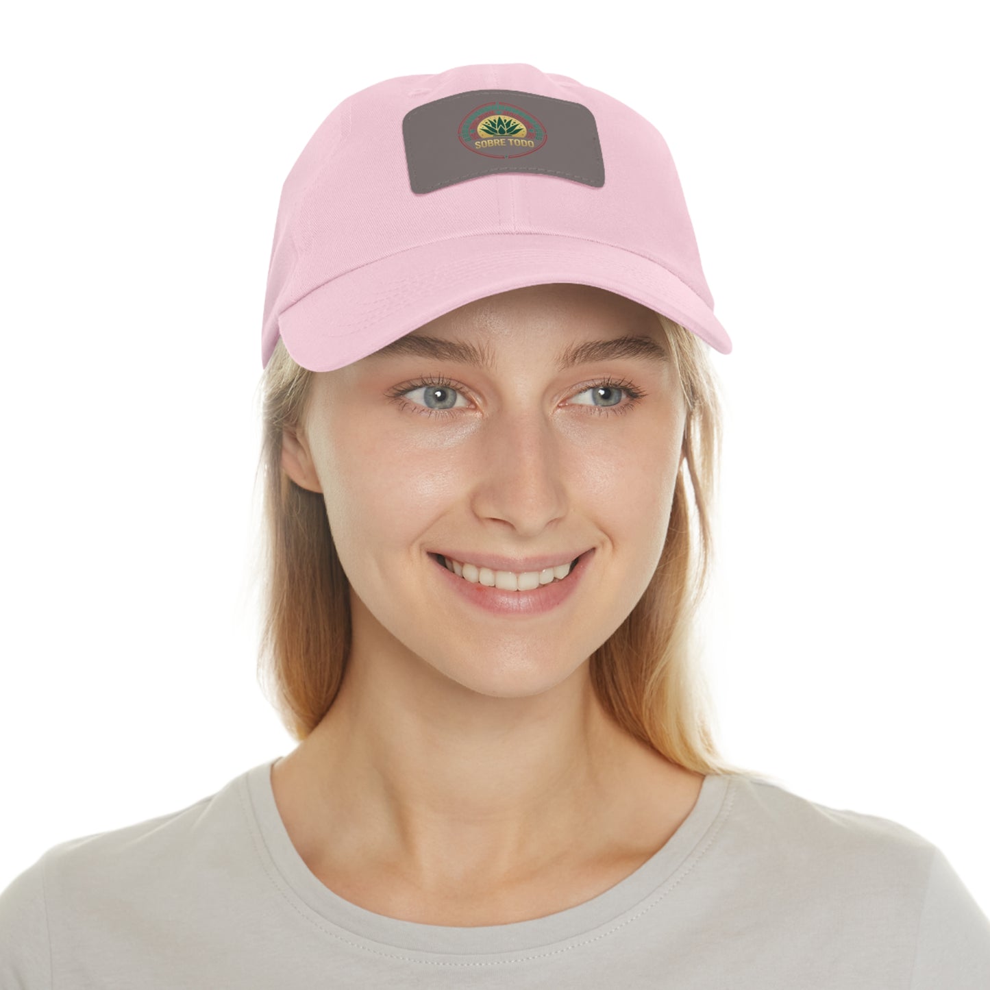 Sobre Todo - Dad Hat With Grey Leather Patch