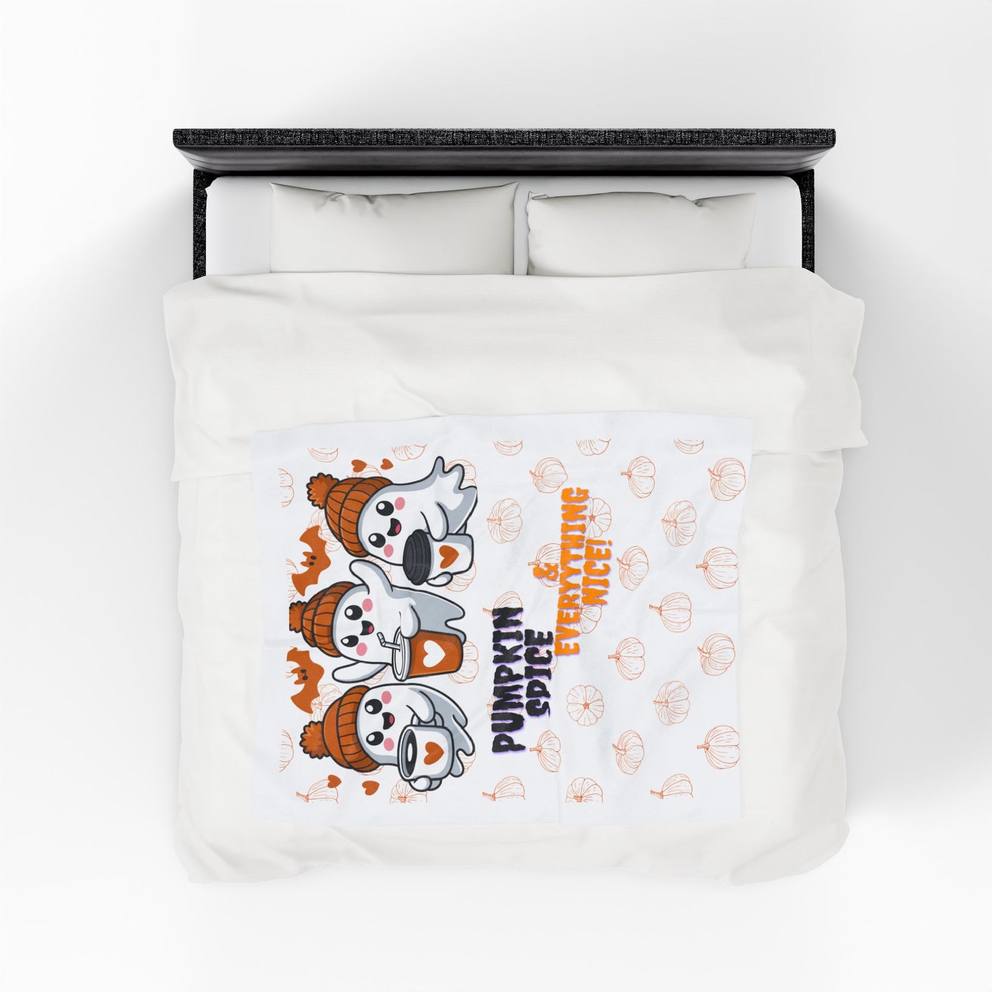 Sobre Todo -  Pumpkin Spice & Everything Nice Cozy Fall Blanket - Cute Ghost Halloween Throw