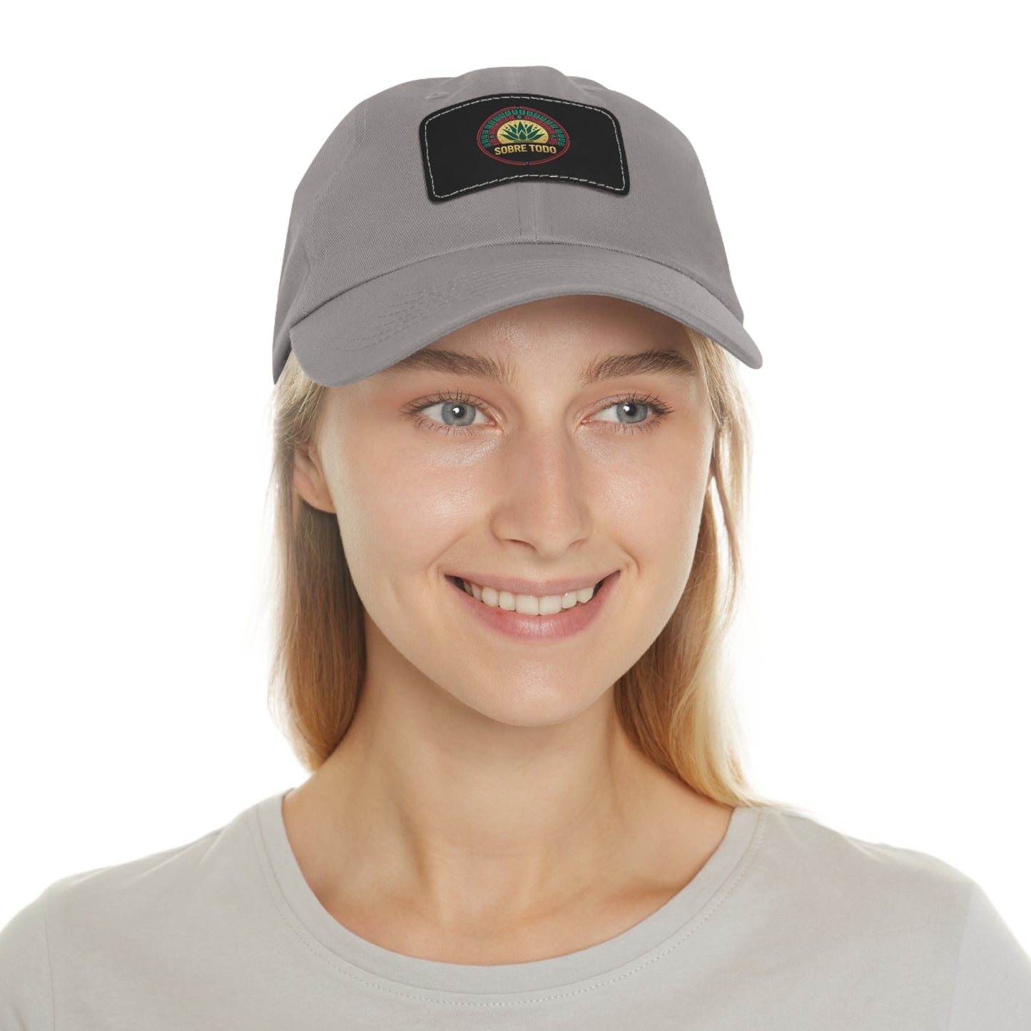 Sobre Todo - Dad Hat With Grey Leather Patch