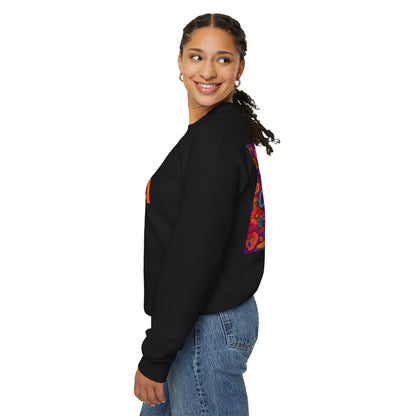 Sobre Todo - Chingona Floral Sweatshirt - Crewneck